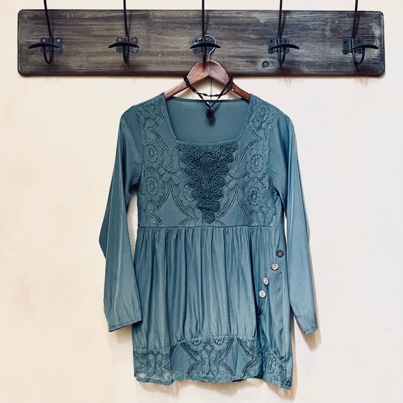 🪶3/$35 Boho Sage Romantic Crochet & Lace Lined L/S Babydoll Style Blouse-S - Picture 4 of 16
